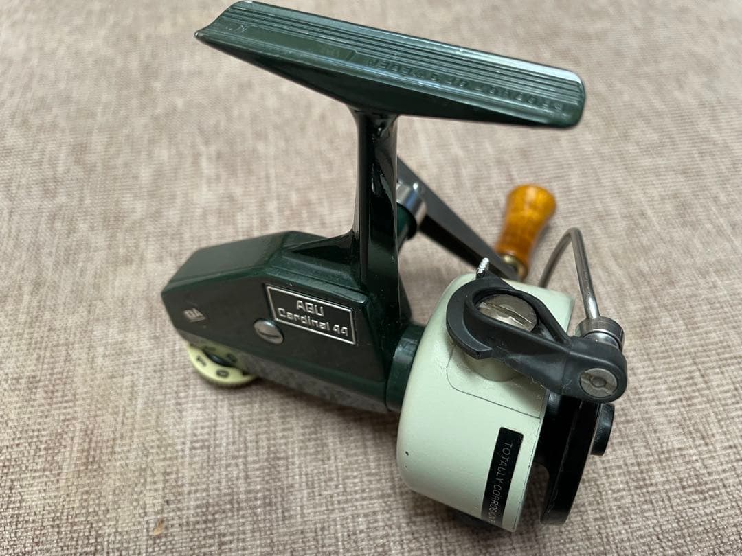 アブ　カーディナル44