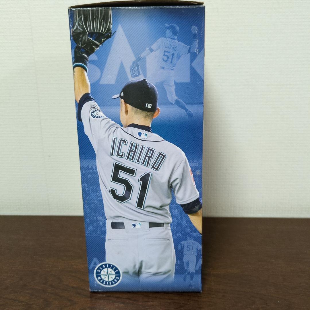 イチロー引退記念ボブルヘッド　限定品Tシャツ付