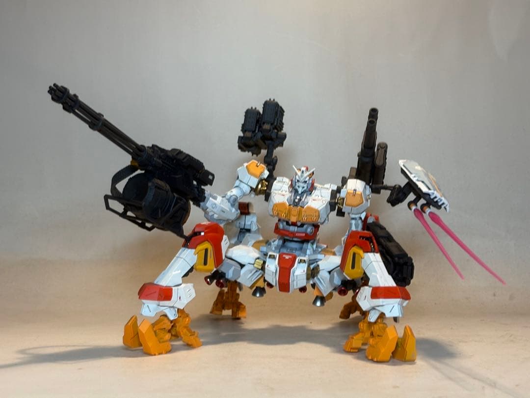 HG 赤いガンダム 完成品 ガンプラ