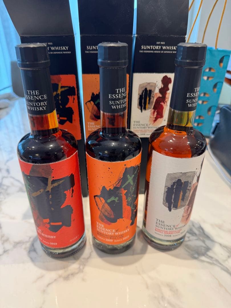 ザ・エッセンス・オブ・サントリー　ウイスキー　３本セット　猫ちゃん