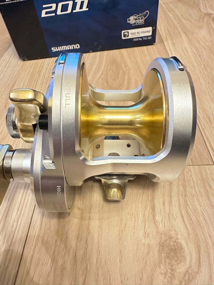 SHIMANO タリカ20
