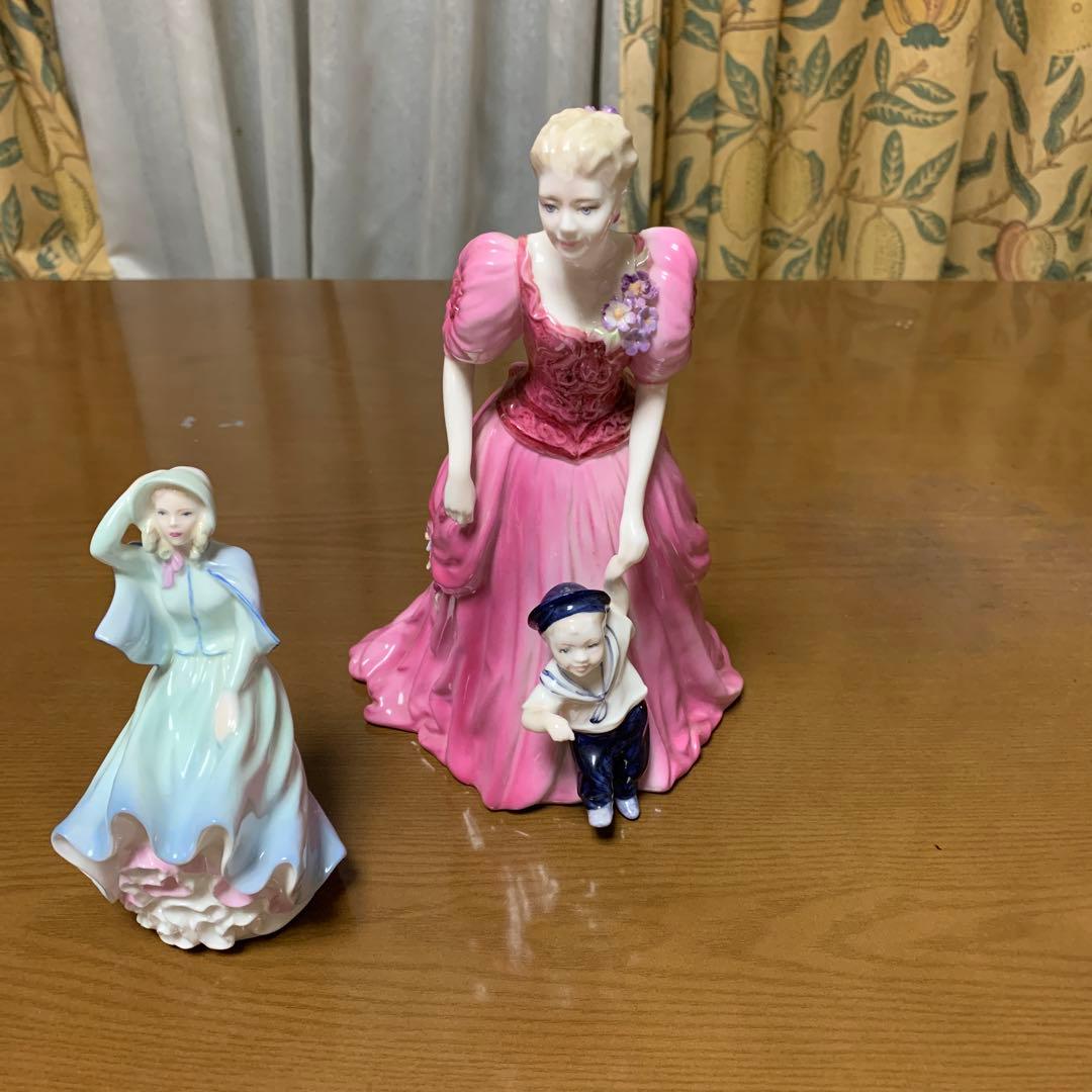 COALPORT お人形ボンチャイナ　2体