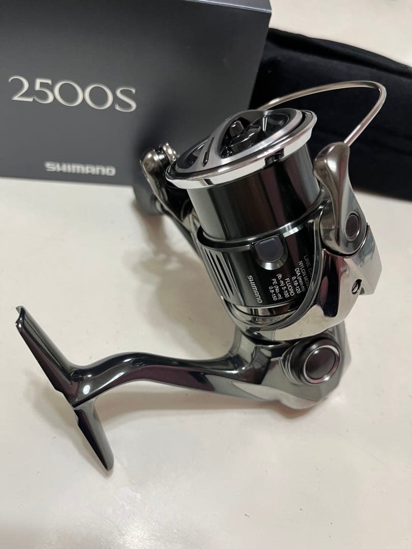 シマノ　ステラ　 2500S 美品