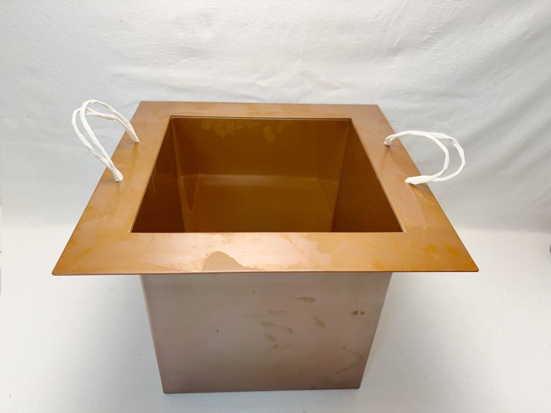 未使用 茶道具 銅製 炉壇 利休炉壇 黒真塗 花筏蒔絵 炉縁 2点セット 紙箱