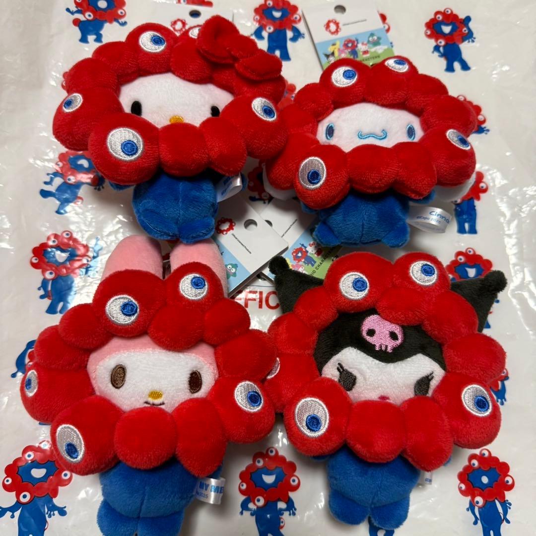 サンリオ　ミャクミャク　ノーマルカラー　4個セット　ぬいぐるみ　カラビナ付