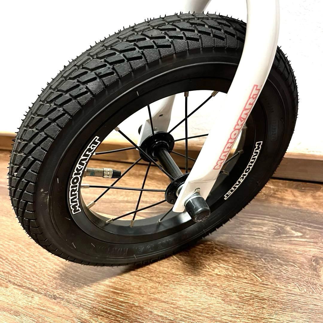 極美品 マリオカート ピーチ姫 キッカーアバンス　バランスバイク ストライダー