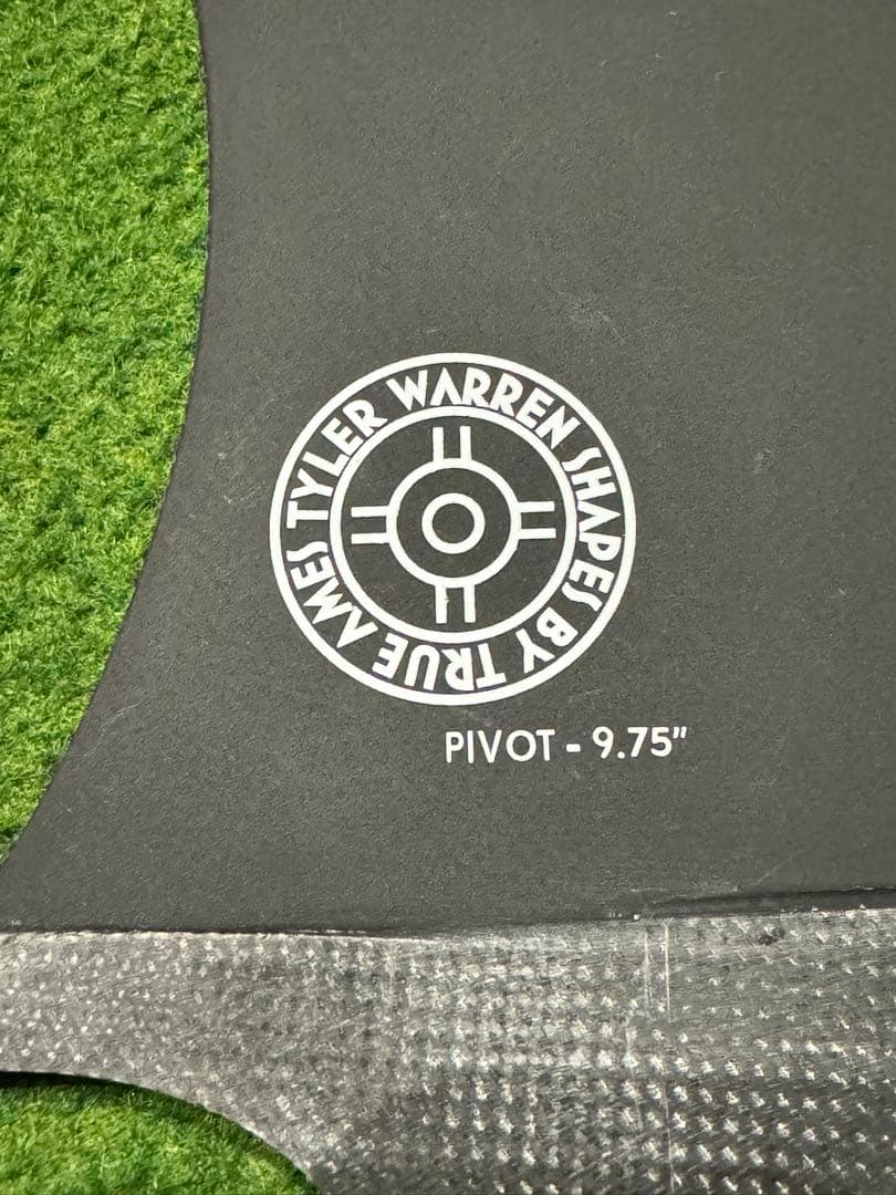 Tyler Warren PIVOT フィン 9.75 True Ames