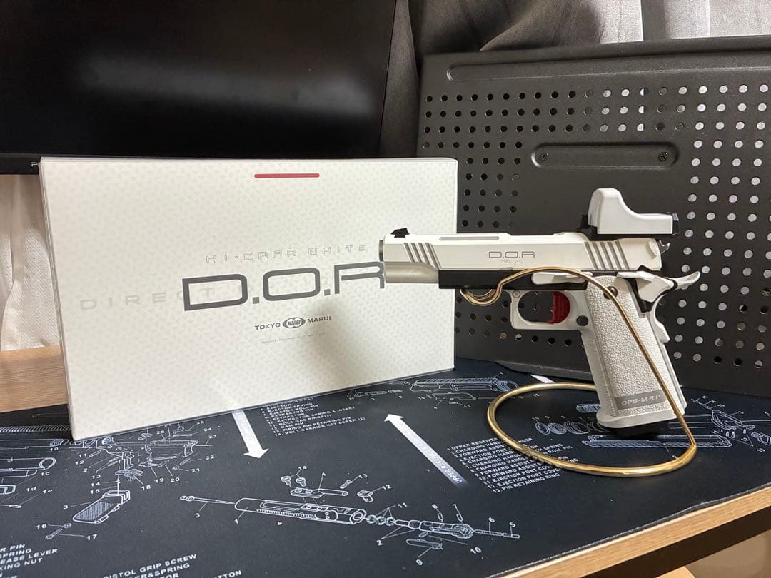 東京マルイ ハイキャパホワイトプロサイト