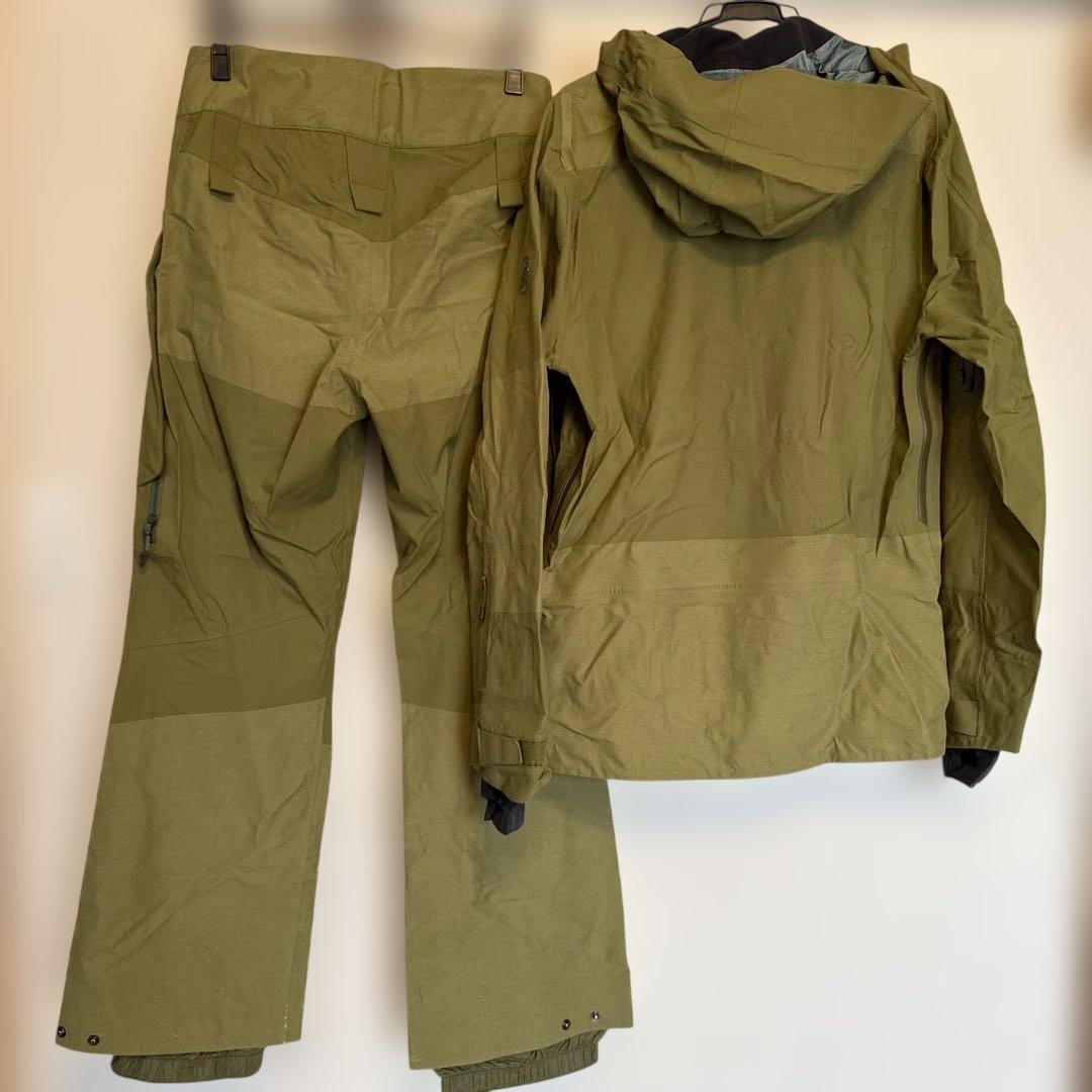 MAMMUT スキーウェア ジャケットとパンツセット