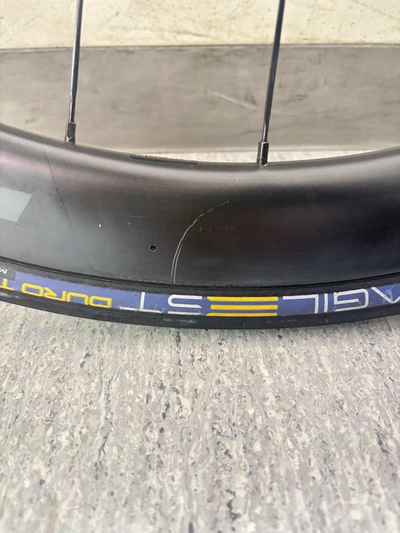 ZIPP 303 S 700C チューブレスタイヤ