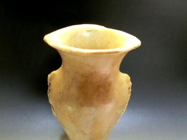 花瓶●寿山石 石彫り 花器 手掘り 花唐草 鳥 土物 古玩 唐物 時代物 骨董品