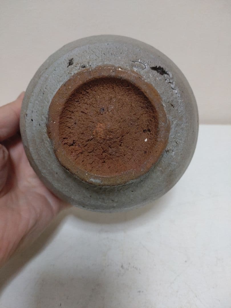 西岡小十 唐津皮鯨茶碗 共箱 共布 栞 茶道具