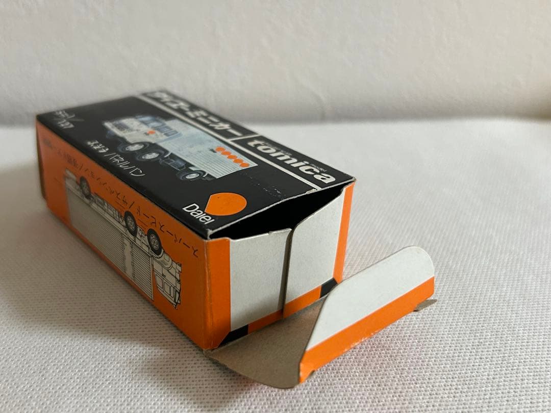 トミカ 日本製 ダイエー特注 ふそうパネルバン