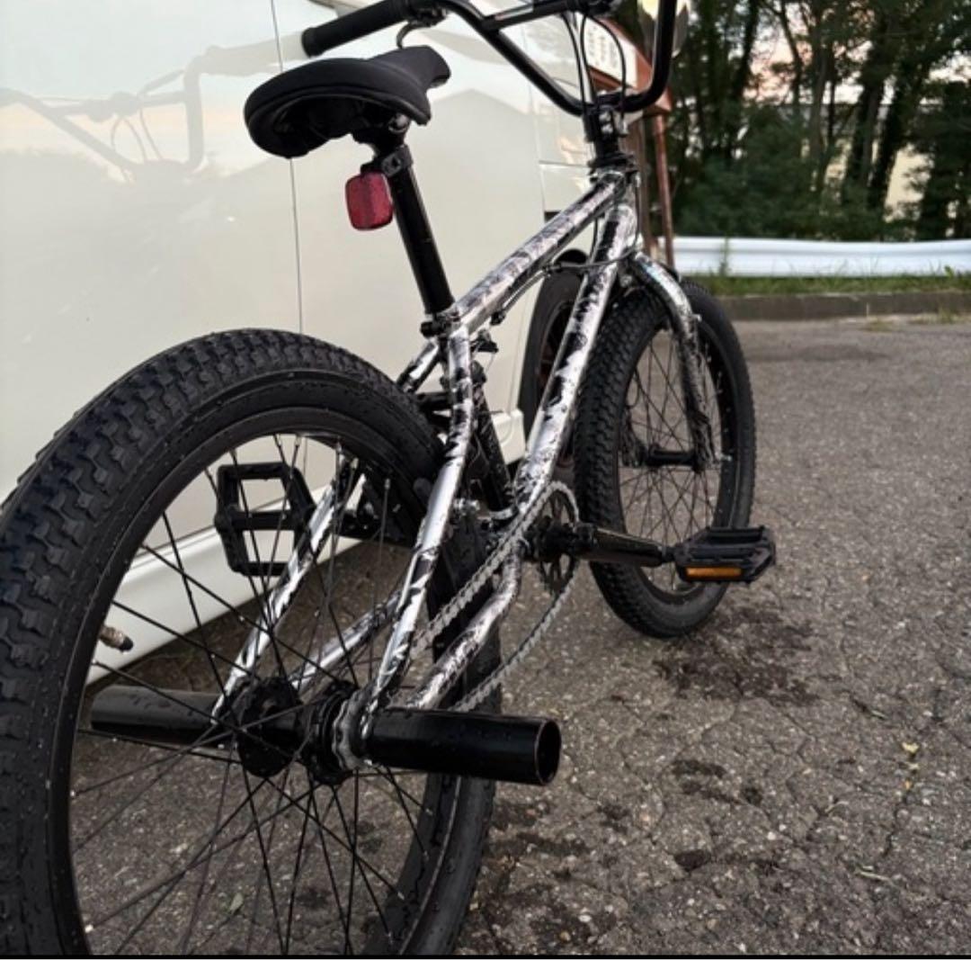 秋田市 ⚠️即購入❌【美品】BMX 限定カラー レユニオン