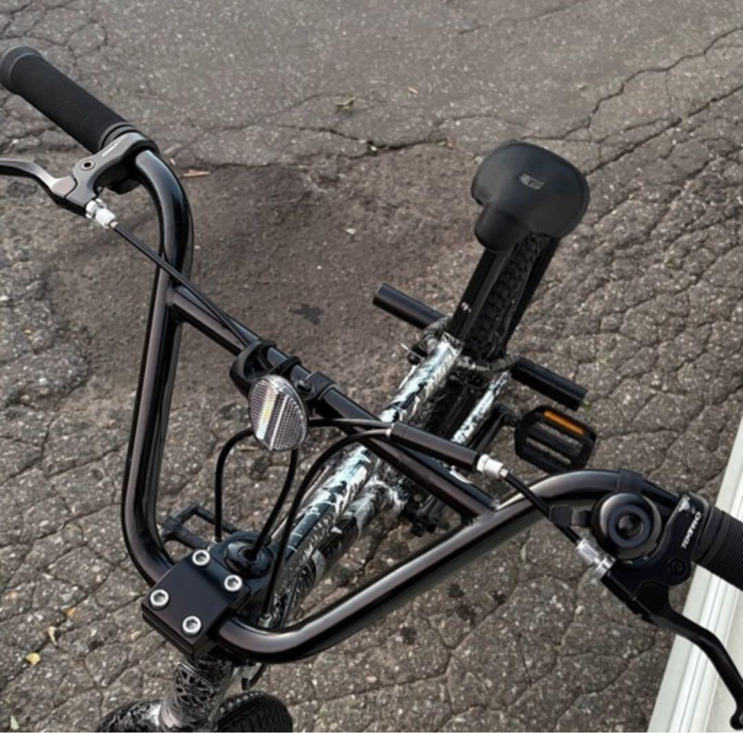 秋田市 ⚠️即購入❌【美品】BMX 限定カラー レユニオン