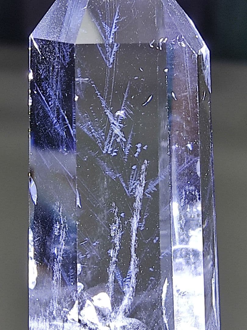 パワーストーン　エンジェルラダー入りクォーツ　ポイント　132g　No.165