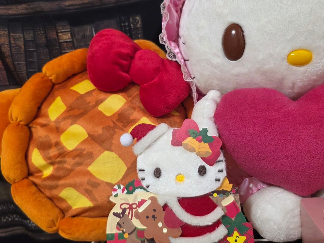 ハローキティ　ぬいぐるみ