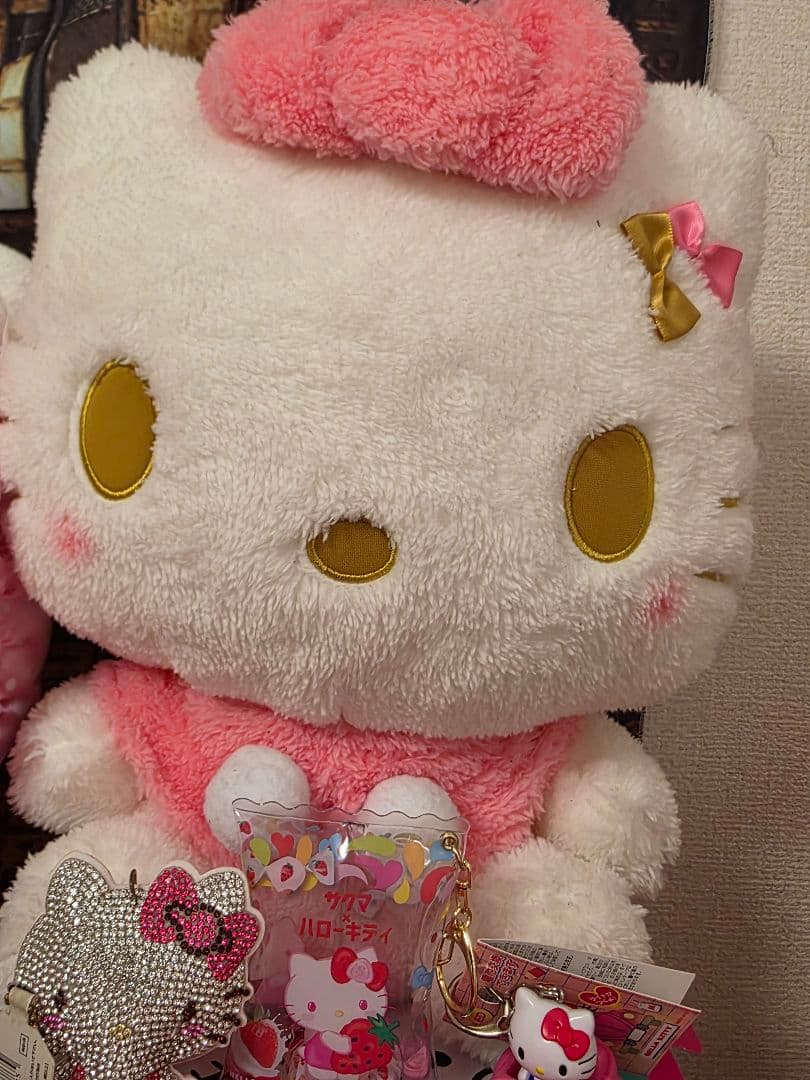 ハローキティ　ぬいぐるみ
