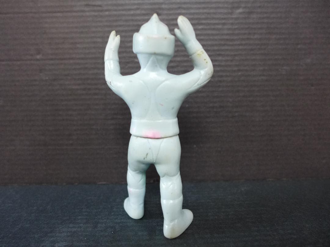 時代物　ミラーマン　小型ソフビ　フィギュア　円谷プロ刻印入り 　昭和レトロ