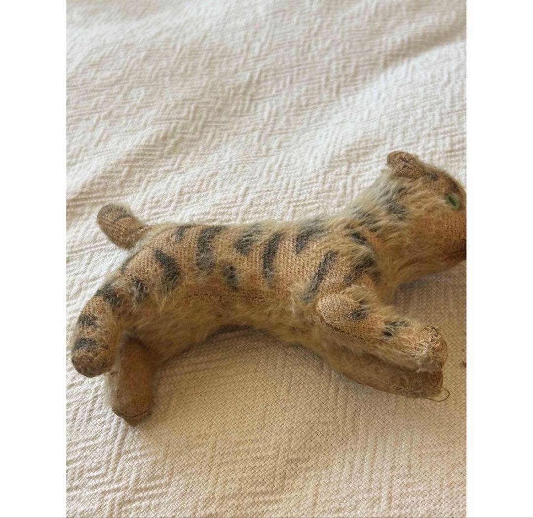 フランス蚤の市　ドイツアンティーク　Hermann製　小さな猫のぬいぐるみ