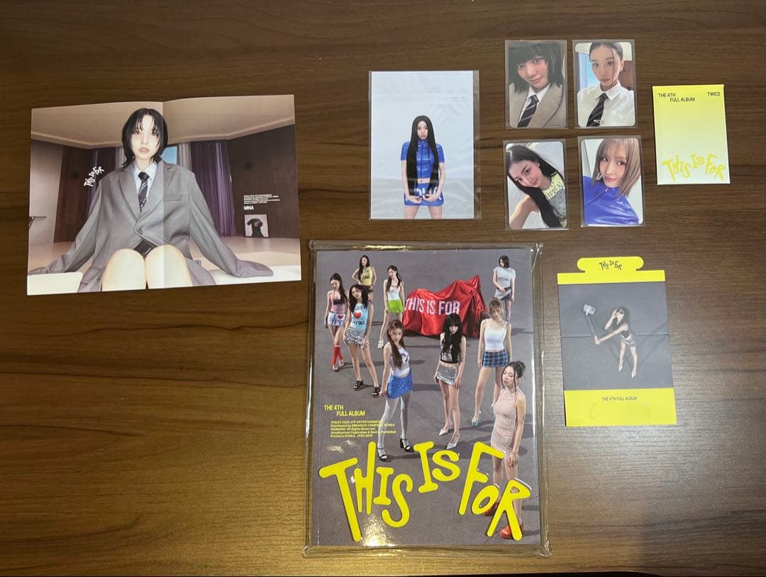 TWICE チェヨン 直筆サイン入りポストカード&THIS IS FORアルバム