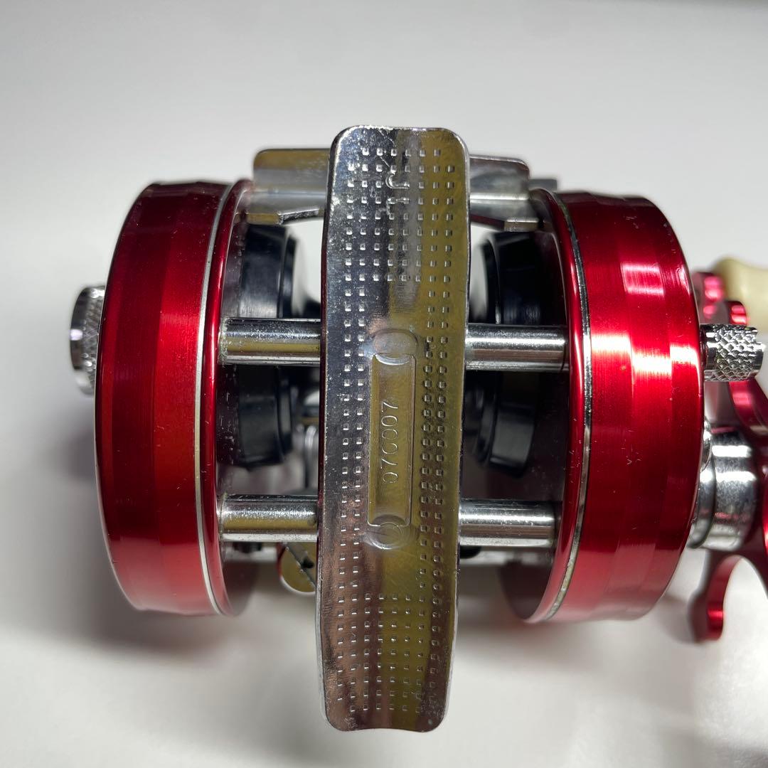 ABU 2500C 赤 アブ アンバサダー レッド 070007