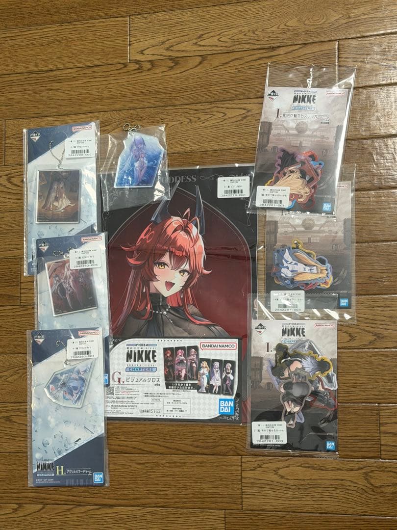 一番くじ 勝利の女神 ニケ D賞 ビジュアル クッション 3種＋おまけ