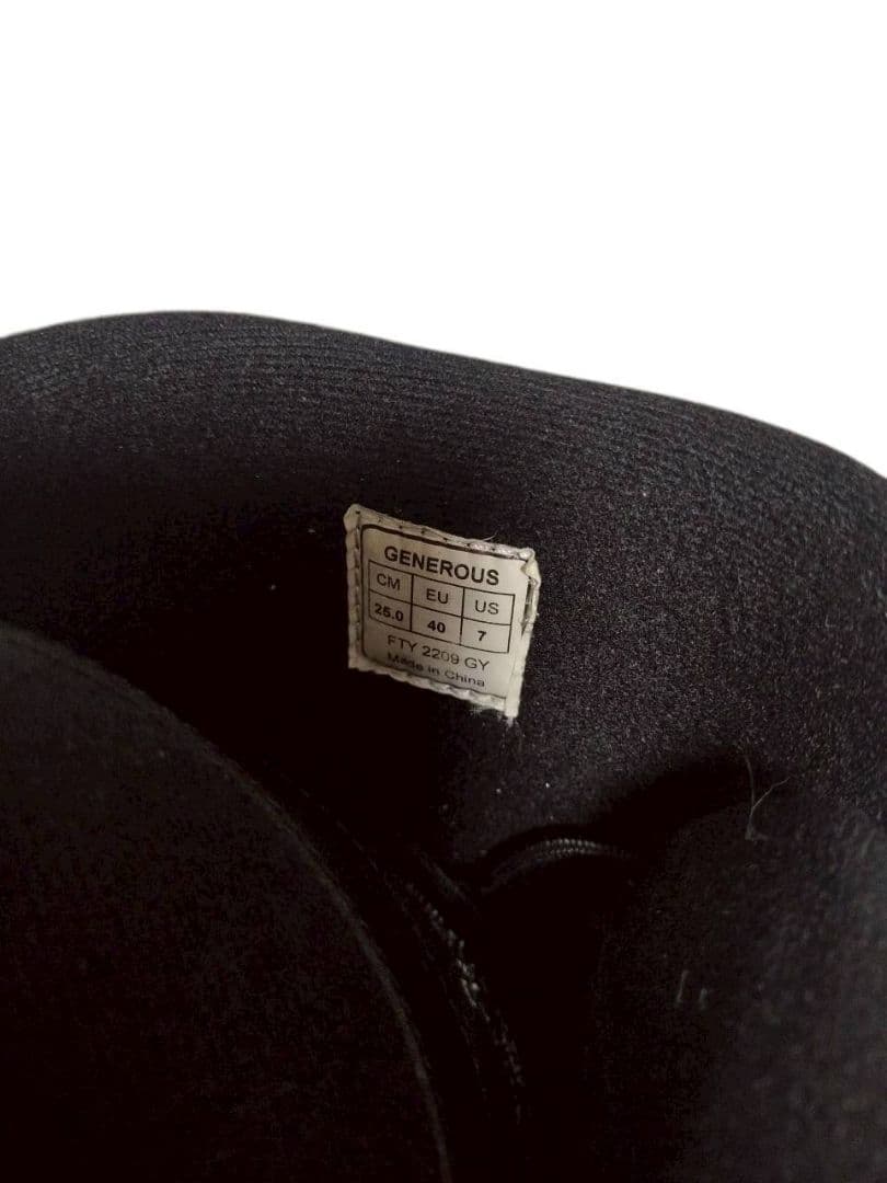 128 KISSMARKスノボブーツ KM GENEROUS 25cm