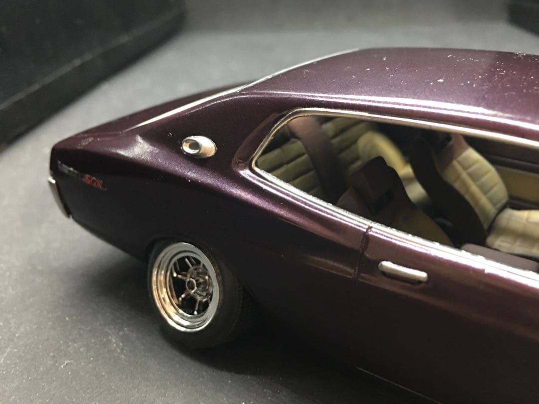 旧車プラモデル完成品C１３０ローレル1／２４