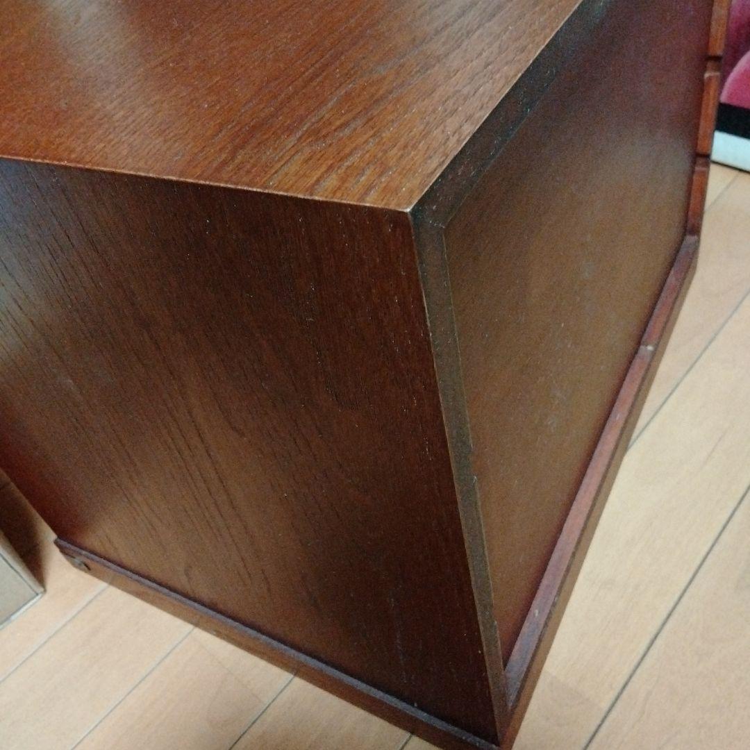 【美品】伝統的な日本の木製タンス 7引き出し