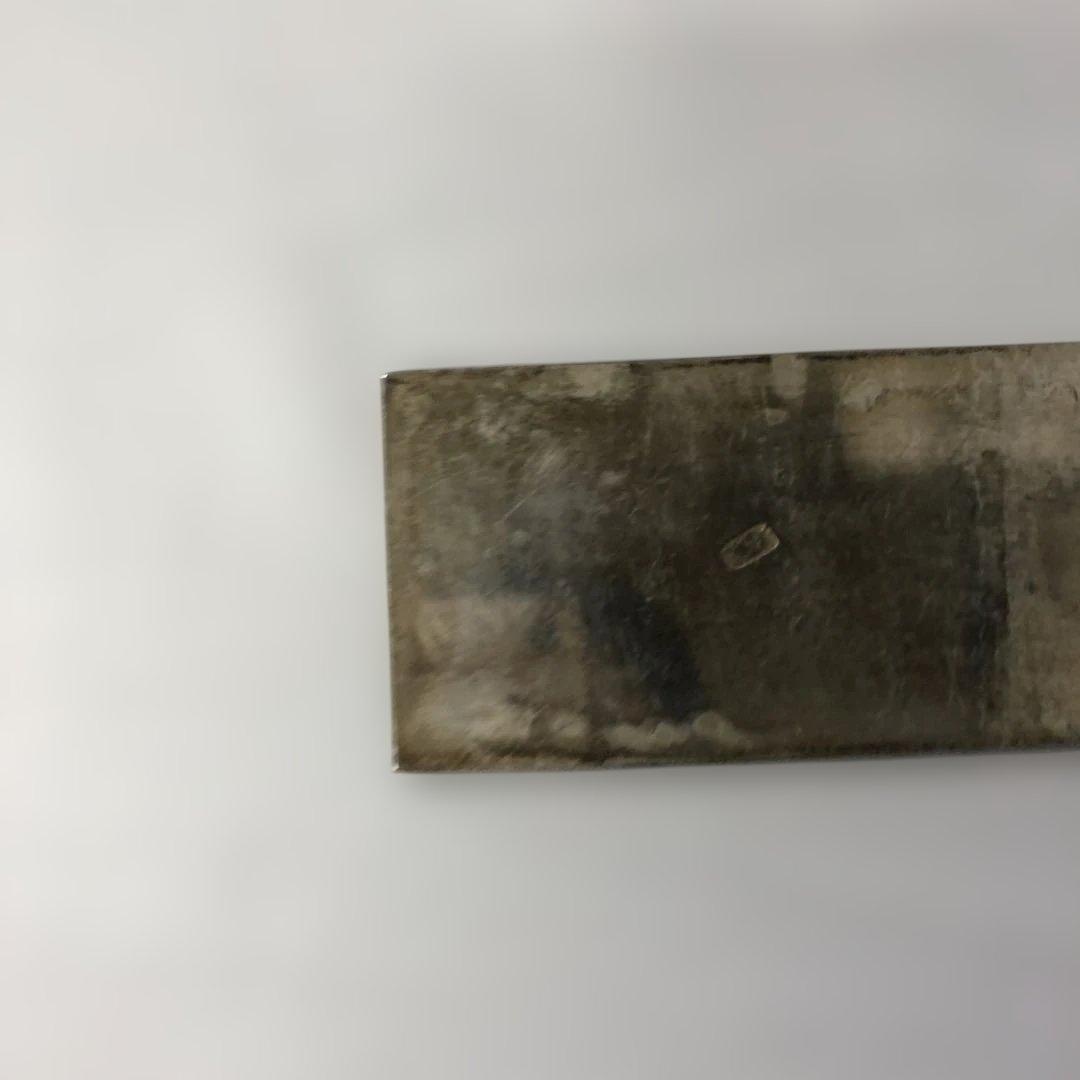 銀足　　中国金属製 浮彫り 女性像 工芸品