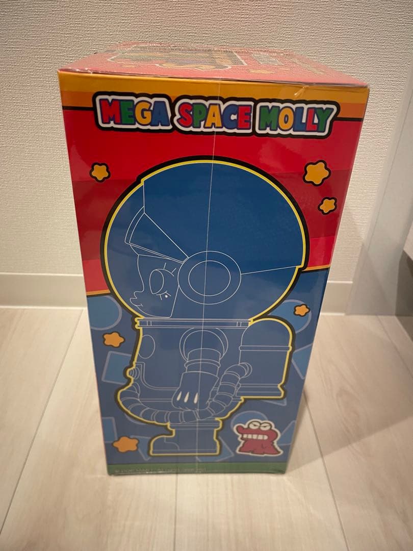 POPMART MEGA SPACE MOLLY 400%クレヨンしんちゃん
