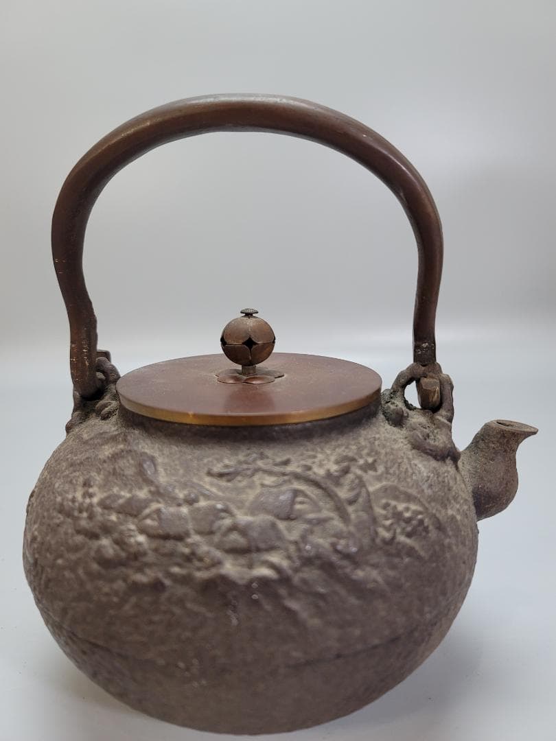 時代 亀文堂 身在印 山水画 銅蓋 鉄瓶 未使用