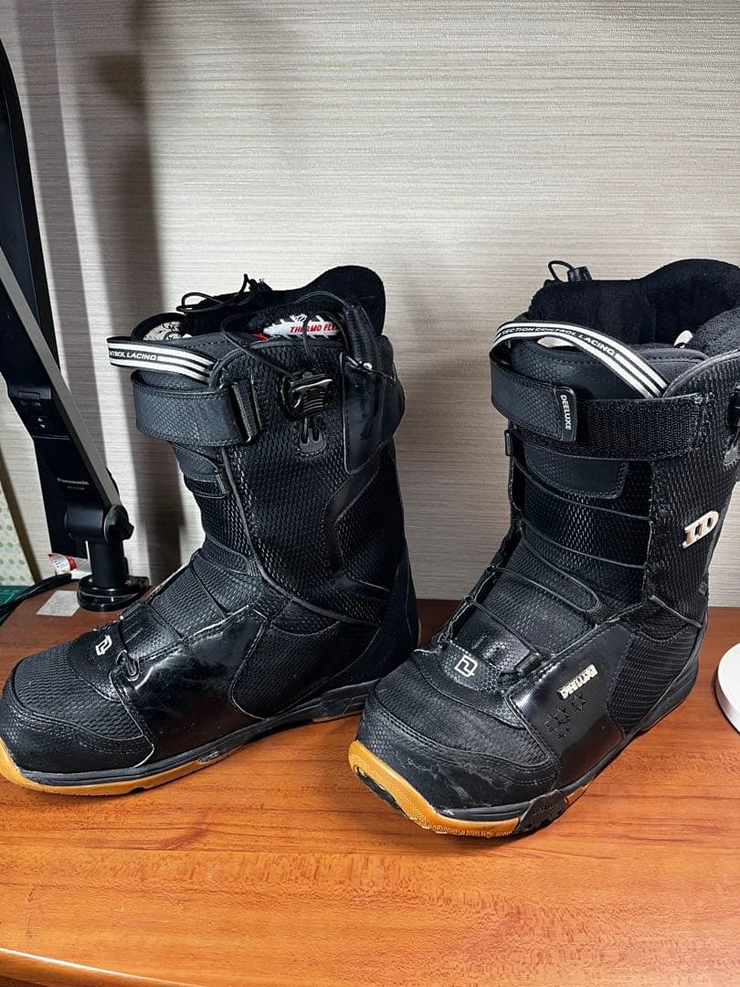 ディーラックス　スノーボード　ブーツ　27.5cm ID