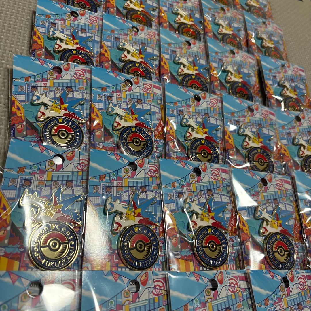 ポケモンセンターフクオカ　ピンズ　ポケセン　ピカチュウ　ラティオス＆ラティアス