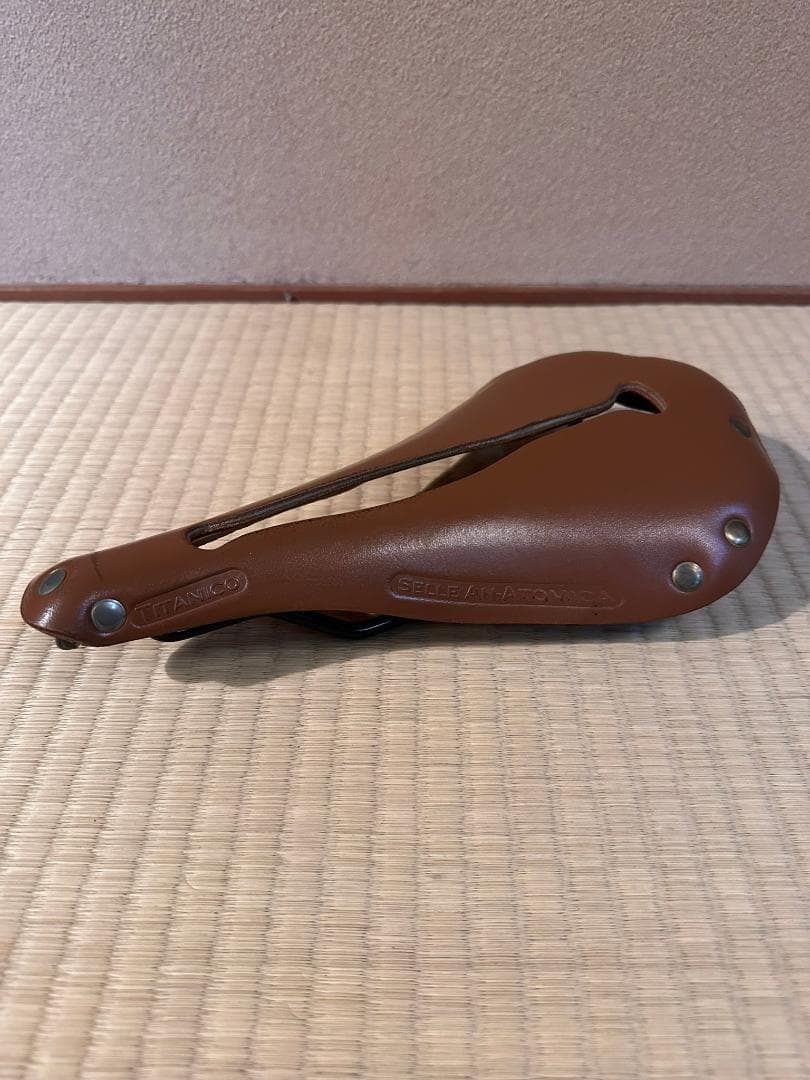 セラアナトミカ タイタニコ Selle Anatomica Titanico