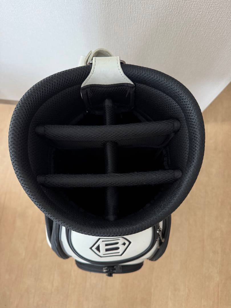 ベティナルディ　キャディバッグ　ホワイト