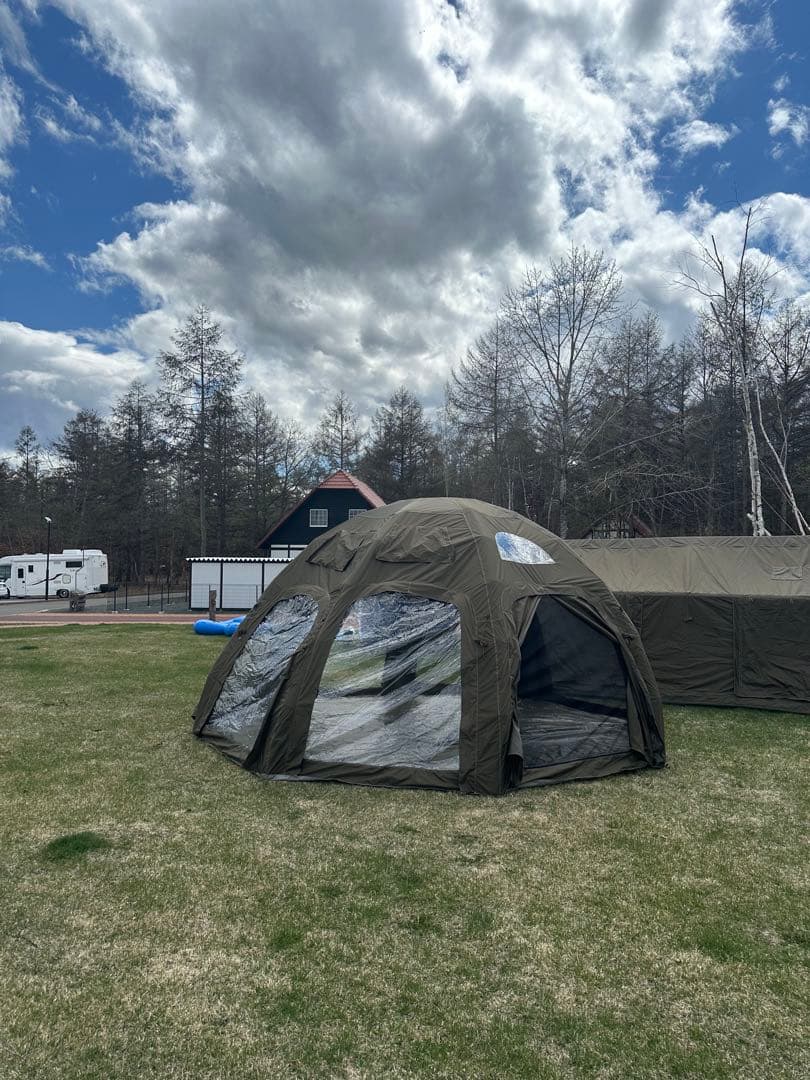 インフレータブル　ドームテント　4〜6人用