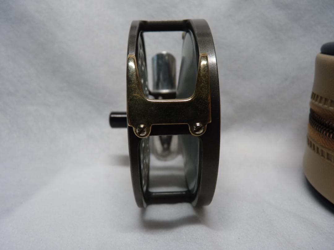 ハーディー・フェザーウェイト・ヘビーUガード 【中古美品】　HARDY