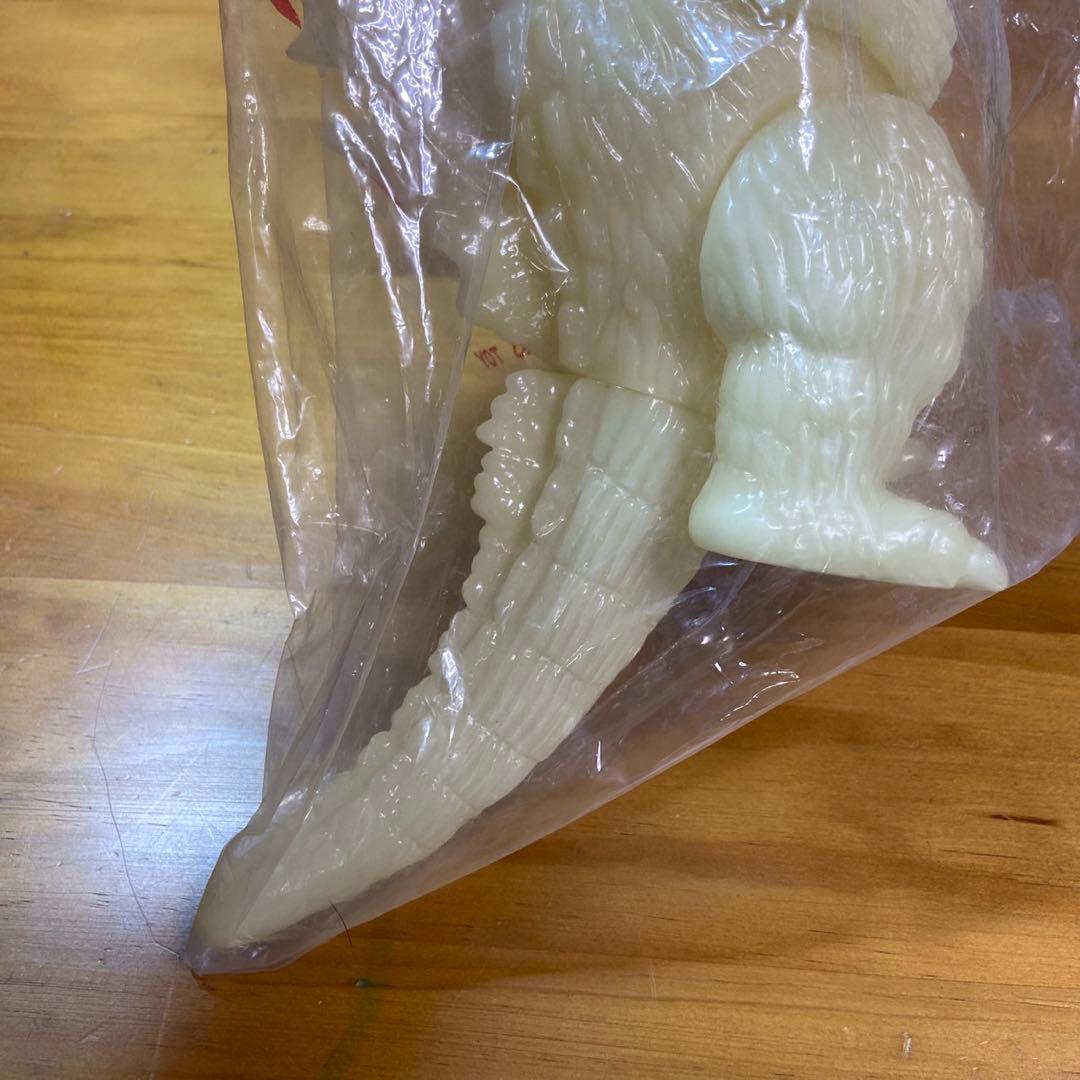 M1号 世紀の大怪獣 ゴジラ 1962 キンゴジ蓄光成型 新品未使用 5790