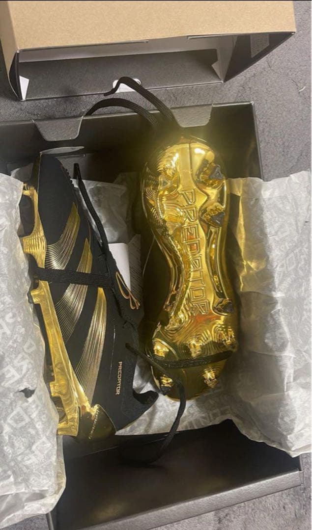 プレデターエリート　ELITE ベリンガム FG 26.5