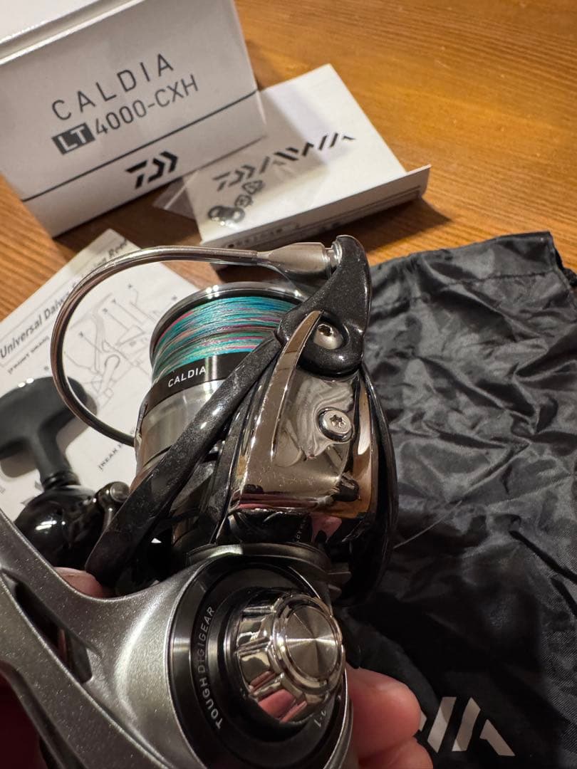 DAIWA CALDIA LT 4000-CXH スピニングリール