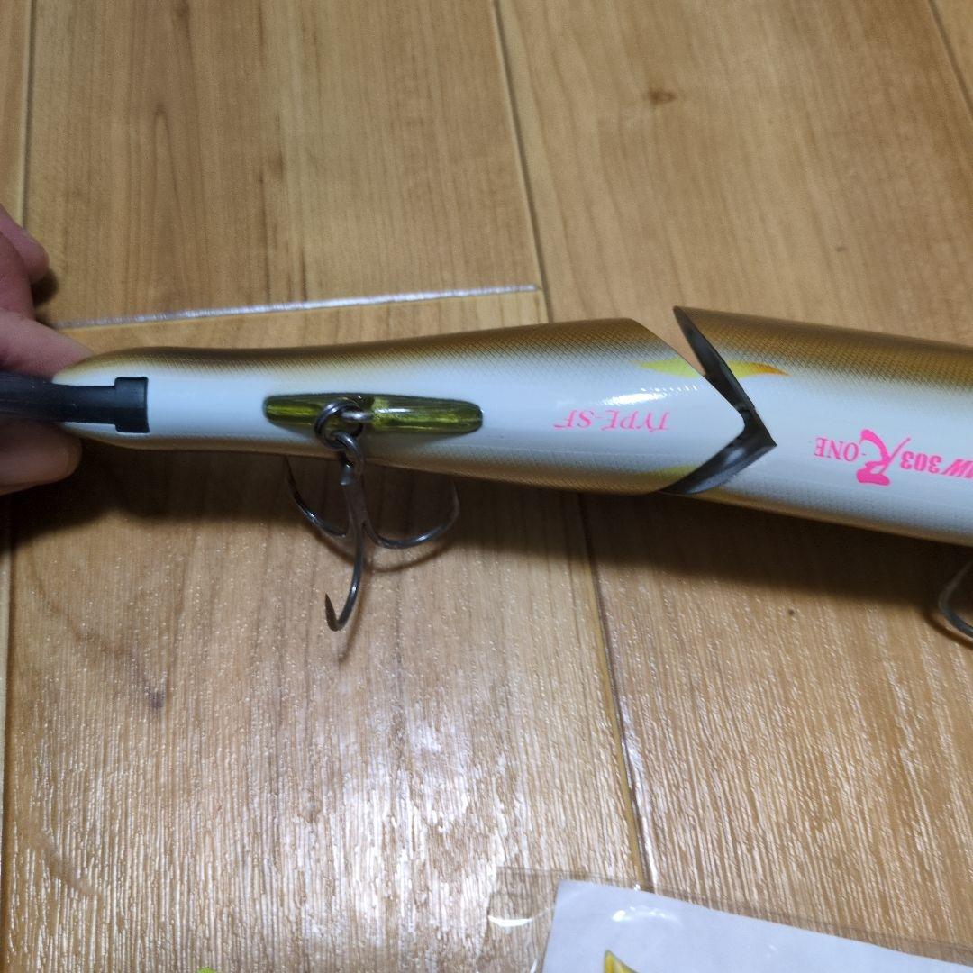 入手困難　ジョインテッドクロー 尺ワン 303　落ち鮎だと思われます