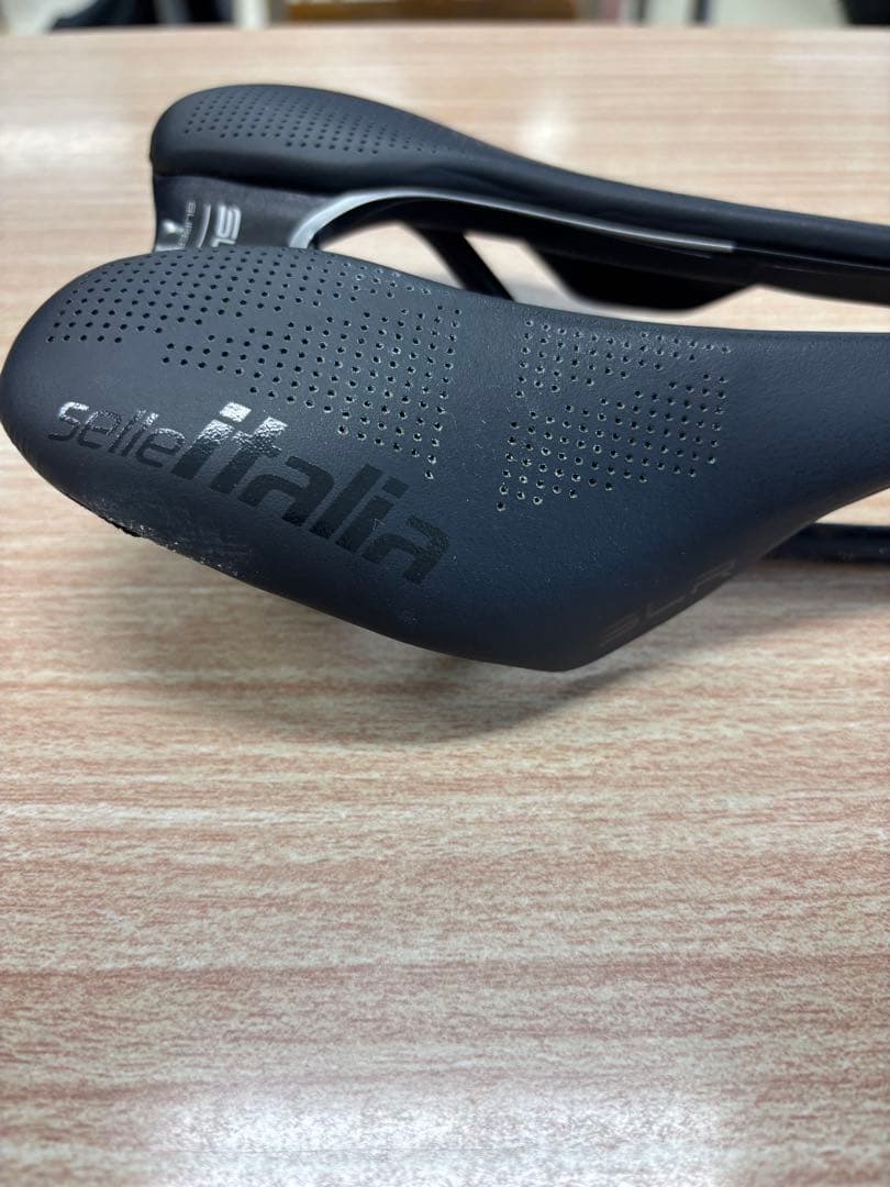 selle italia SLR Superflow サドル