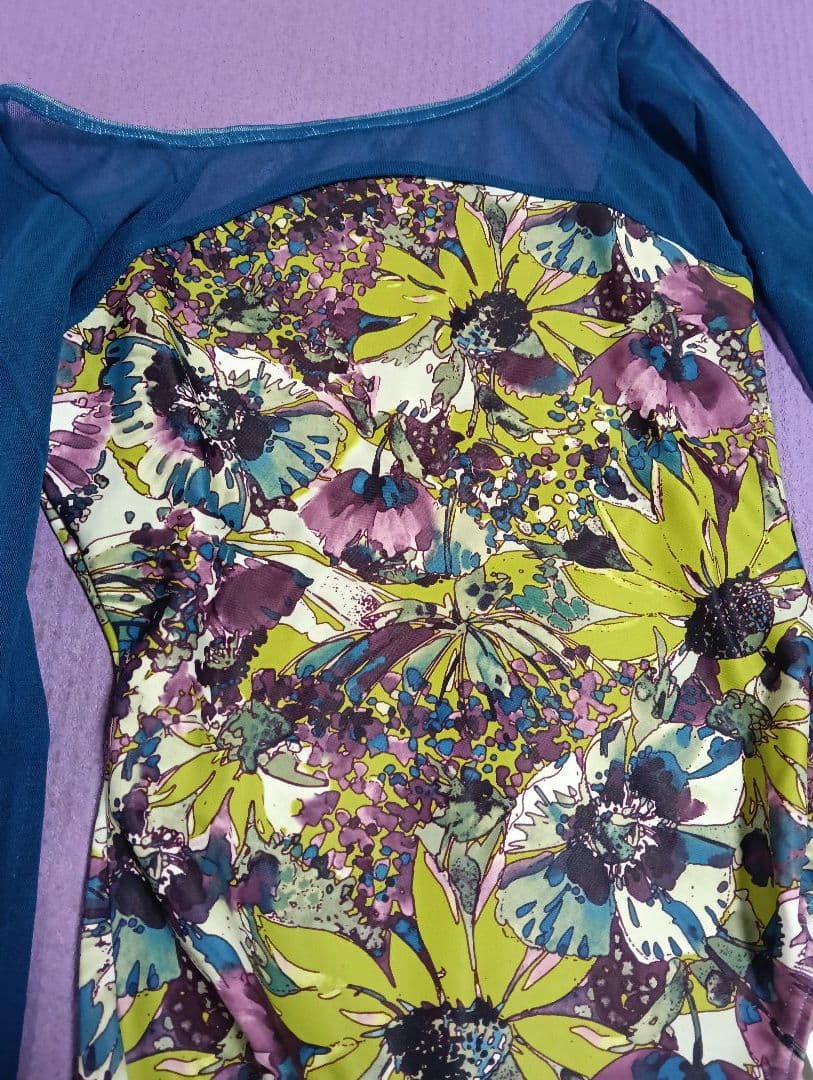 ミニヨンMignon 花柄 長袖レオタード Мサイズ