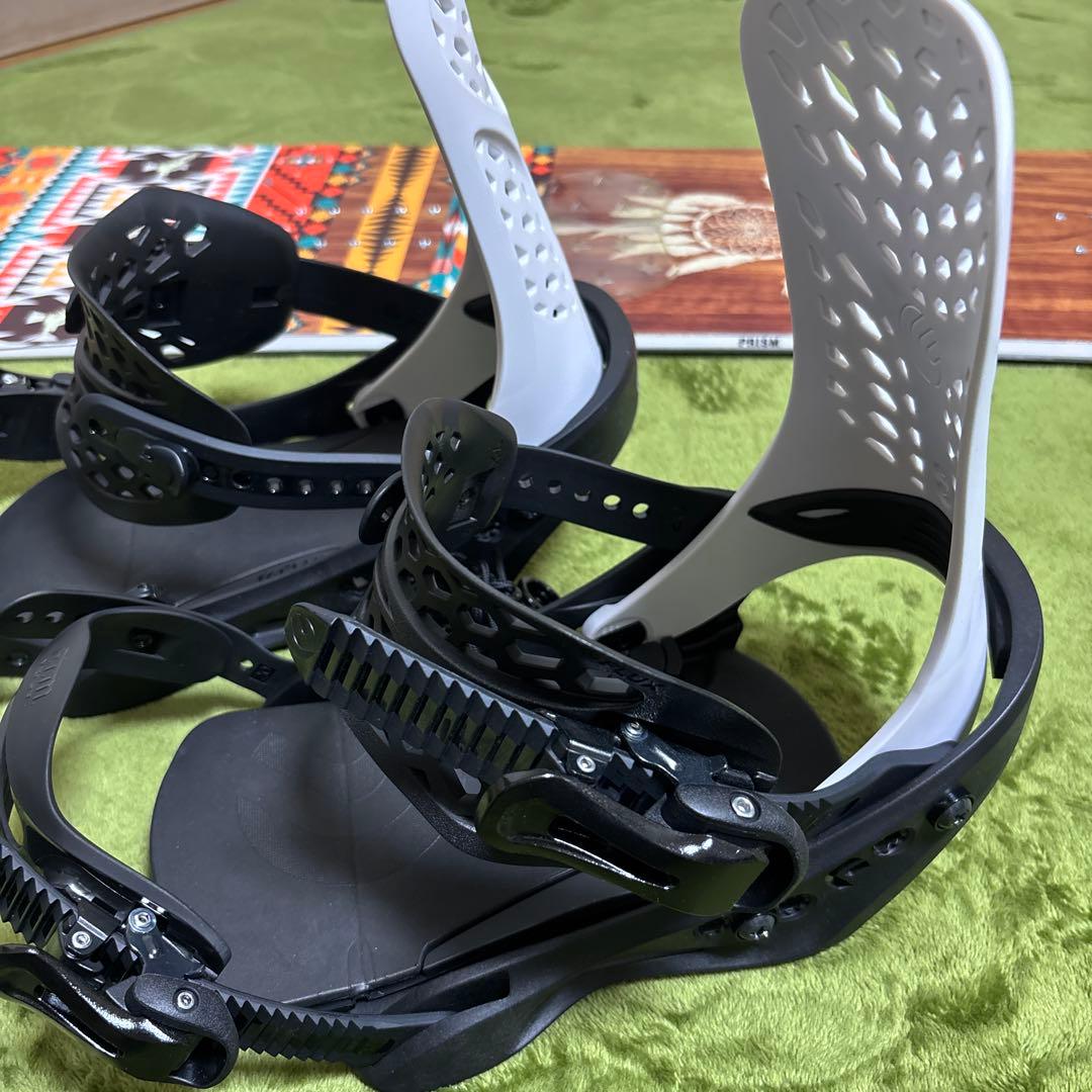 【新品・未使用】スノーボードelan PRISM 137 バインflux S