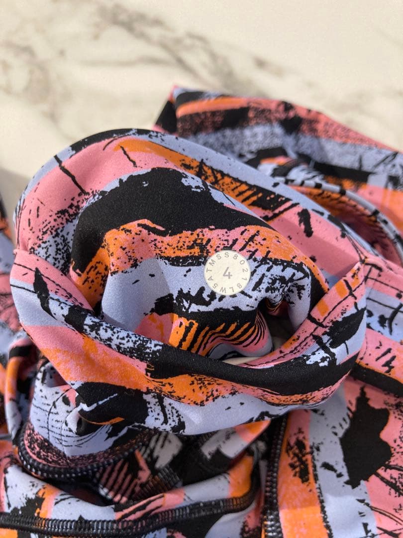 ルルレモン　レギンス　４　６　ヨガ　ピラティス　ピンク　ブルー