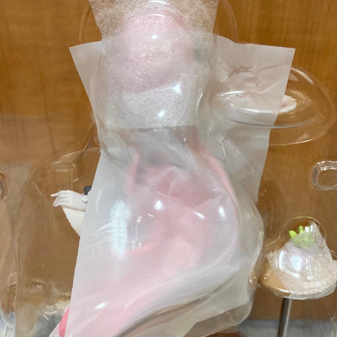 本体美品 崩壊3rd エリシア ピンクのメイドさん♪Ver. フィギュア