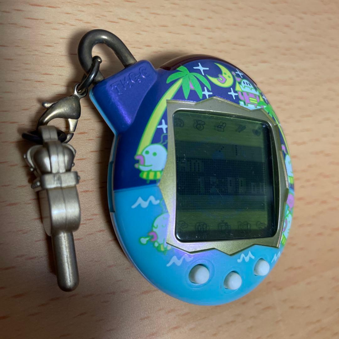 【希少】夢のロイヤルふぁみりー たまごっちプラス ロイヤルビーチ　説明書付き