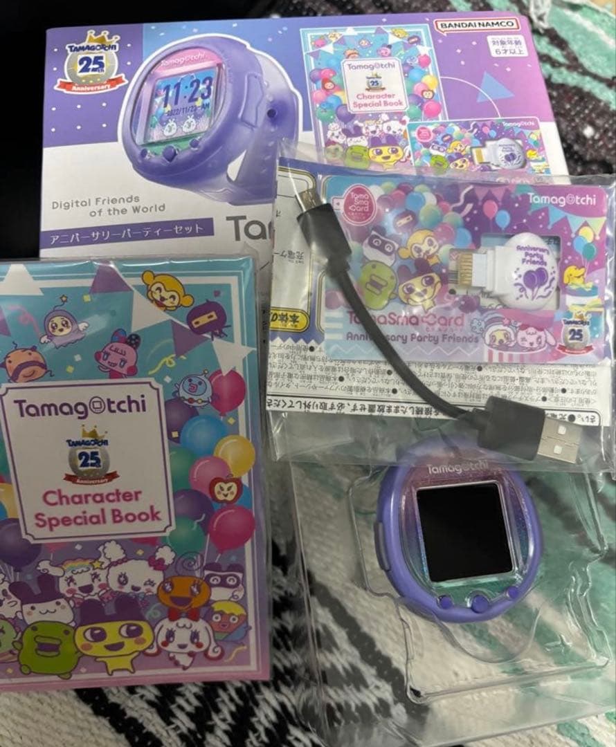 動作確認済 たまごっちスマート アニバーサリーパーティーセットバンダイ25周年